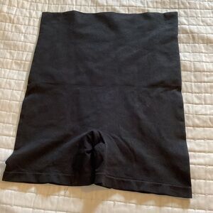 NWOT F.i.t. Figure Improving Technology Black Slimming Shorts Shapewear